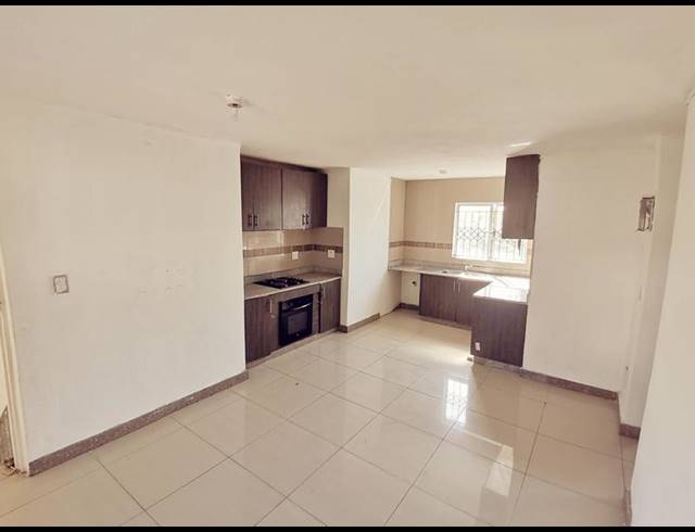 2 BEDROOM PROPERTY TO RENT IN RESERVOIR HILLS